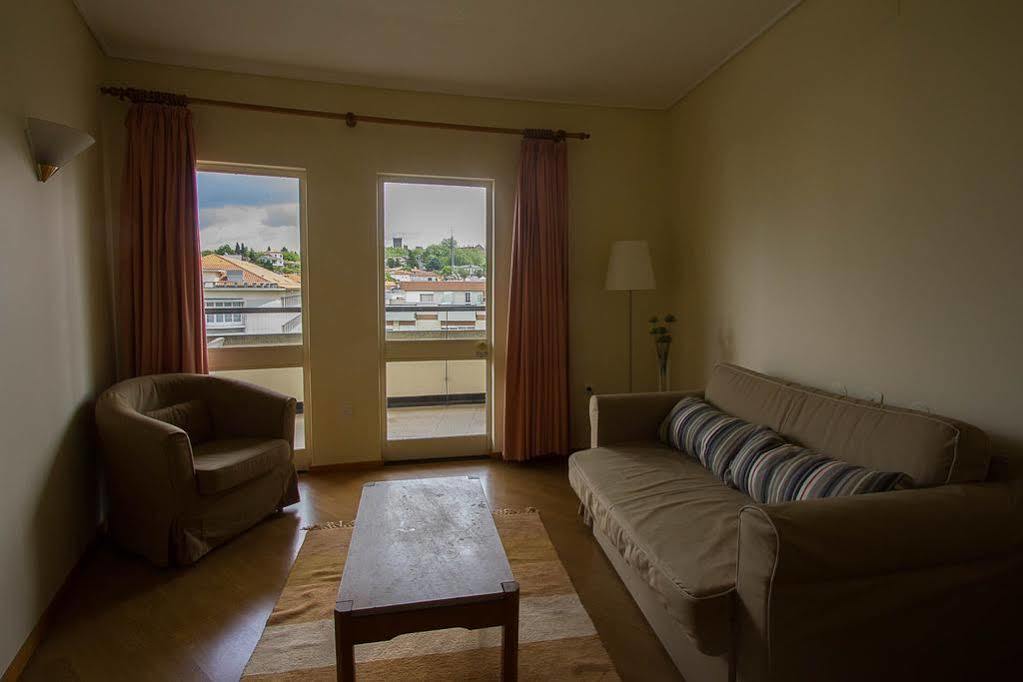 S. Mamede Hotel Guimaraes Bagian luar foto